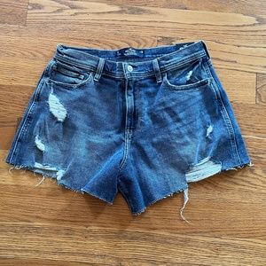 NWT Hollister High-Rise Vintage Denim Cut-Off Short 4"